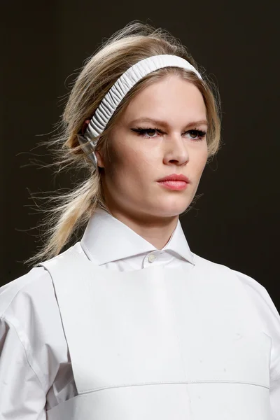 Look 5